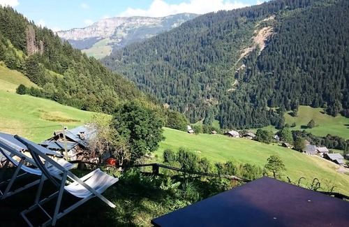 Beaufort Ski Chalet | Chalet - Treat yourself to a Christmas and a Magic Day in a Charming Chalet in Arêches, Alps