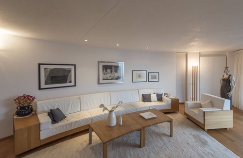 Laces Ski Chalet | Chalet 'Turm' with Mountain View, Private Terrace, swimming pool and sauna