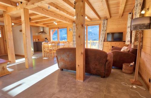 Notre-Dame-de-Bellecombe Ski Chalet | Chalet typique, 4 chambres, vue montagne, WIFI, parking - FR-1-505-66
