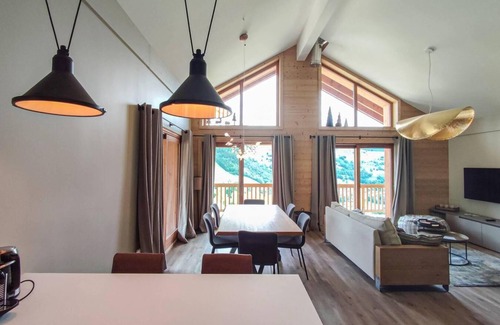 Les Avanchers-Valmorel Ski Chalet | Chalet, view panoramic, balcony, tv, ski locker, 76m², Valmorel