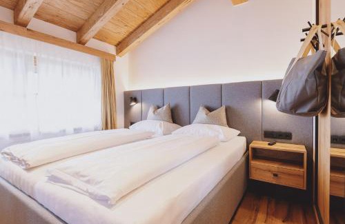 Kaprun Ski Chalet | CHALET VILLAGE ZAGLGUT Wellness & Views with Summer Card Included