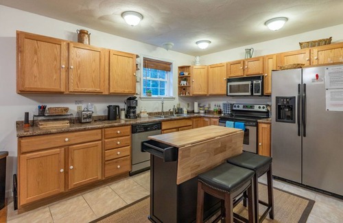 Greenwood Ski Chalet | Chalet w/ Fire Pit, Deck, Grill, Kayaks, Hot Tub, Games!