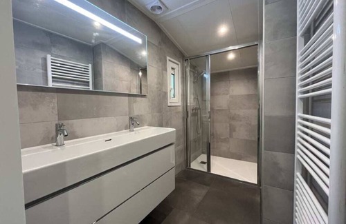 Municipality of Westerveld Ski Chalet | Chalet with 2 bedrooms and a garden