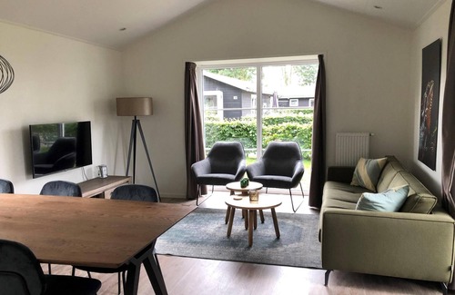 Hulshorst House | Chalet with 3 bedrooms and a terrace