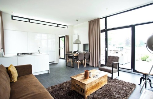 Nijkerk House | Chalet with 3 bedrooms and a terrace