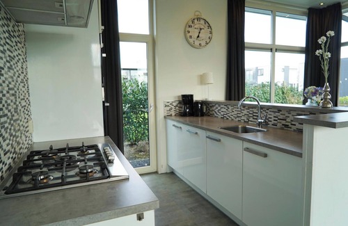 Municipality of Echt-Susteren House | Chalet with 4 bedrooms and terrace