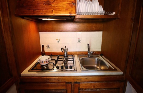 Camucia Ski Chalet | Chalet with pool in Cortona
