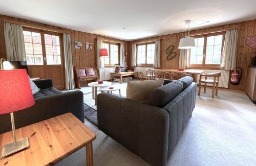 Grafschaft Apartment | Chalet Woodland - Ferienwohnung mit Terrasse