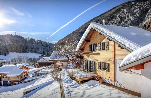 Saint-Jean-de-Sixt Ski Chalet | Chalet Ysopi - OVO Network