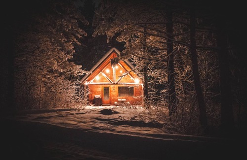 Conway Ski Chalet | Chalets Huttopia White Mountains