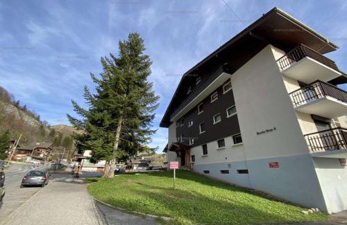 Le Chinaillon Apartment | Chaleureux Studio pour 4 au Chinaillon, Balcon, Proche Skibus et Commerces - FR-1-458-89