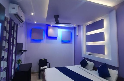 Kumbalam Hotel | Chalil Residency