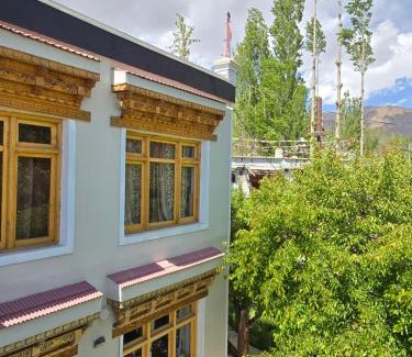 Leh House | Chalung House