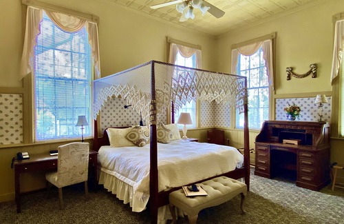 Lee Bed & Breakfast | Chambery Inn /7,000 Sqft Luxury Historic Berkshire landmark on Main Street