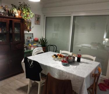 Rosendael House | chambre 3lits chez l'habitant