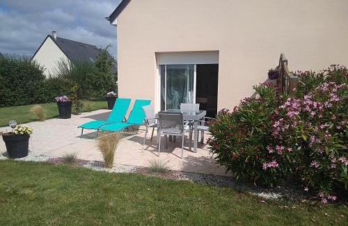 Saint-Hilaire-Petitville Apartment | Chambre agréable au calme