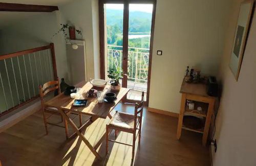 Saint-Romain-de-Popey House | Chambre avec salle de bain privative - Literie qualité - Calme - Simplicité