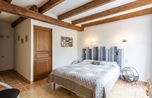 Auriac-du-Perigord Bed & Breakfast | Chambre Chardon