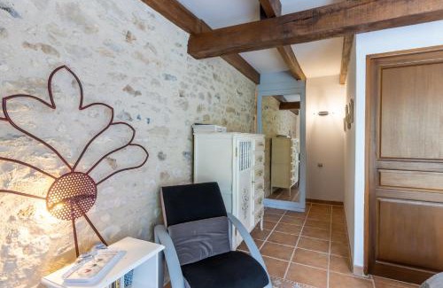 Auriac-du-Perigord Bed & Breakfast | Chambre Chardon