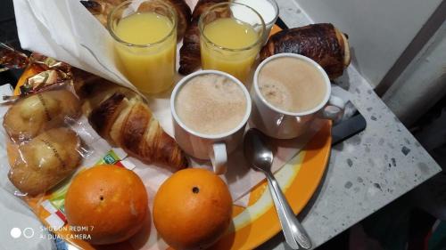 Saint-Assiscle House | CHAMBRE CONFORTABLE,GARE,Climatisation,PARKING,WIFI,pt déjeuner compris