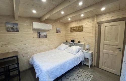 Senas Bed & Breakfast | Chambre d'hôte le petit chalet