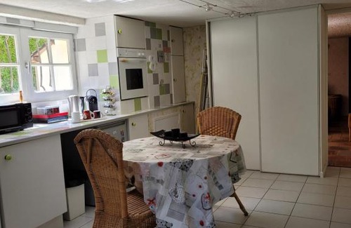 Cestas House | Chambre d'Hôtes à Cestas