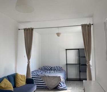 L'Economie House | Chambre d'hôtes équipée et neuve