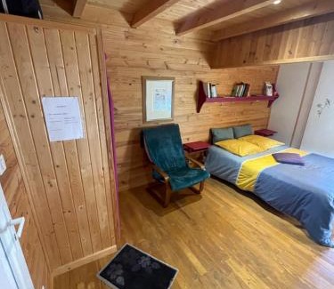 Charonville Bed & Breakfast | Chambre d'hôtes - Chalet Détente