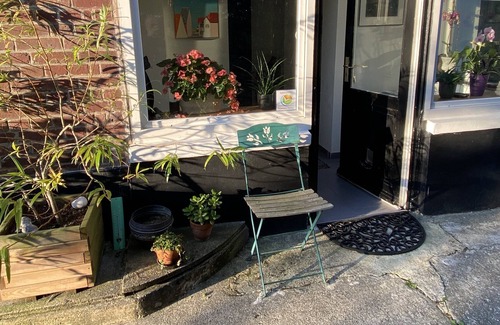 Ponts-et-Marais Bed & Breakfast | Chambre d'hôtes avec joli jardin