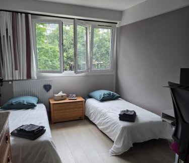 Puteaux Bed & Breakfast | Chambre d'hôtes Paris La défense Arena
