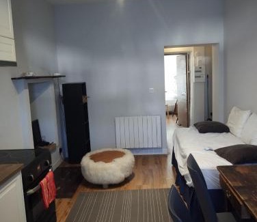 Les Boisses House | Chambre dans appartement Seez