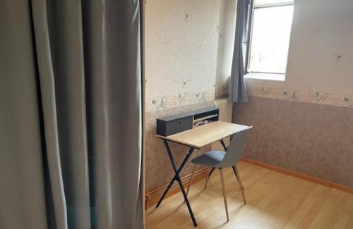 Chatellerault House | Chambre double avec WiFi châtellerault