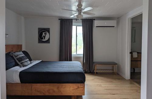 Pohenegamook House | Chambre du Loup-Malsom-Wolf