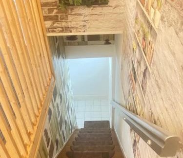 Epinal House | Chambre et sanitaires privés