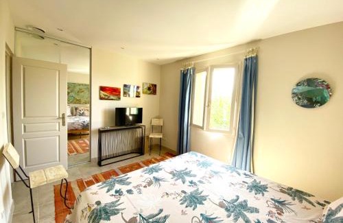 Saint-Quentin-la-Poterie House | Chambre avec vue