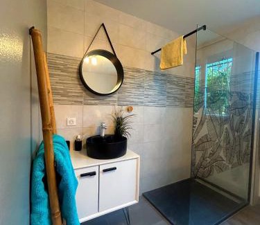 Saint-Vite House | Chambre le Dor