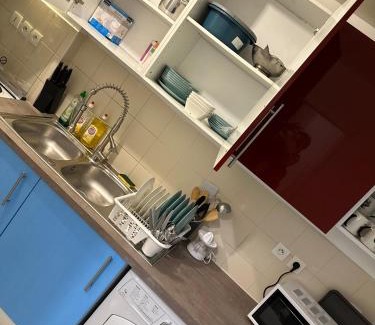 Champs-sur-Marne House | Chambre meublée cuisine à 20 minutes de Disneyland