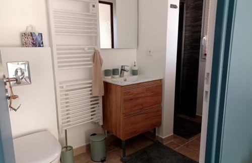 Lauris Bed & Breakfast | Chambre privée indépendante dans le Luberon