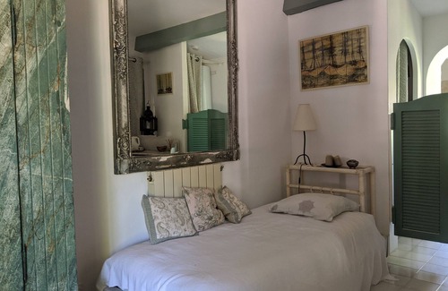 Plan-de-la-Tour Bed & Breakfast | Chambre Romarin