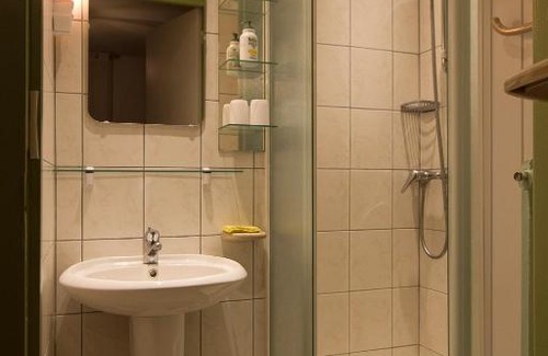 Anould Bed & Breakfast | Chambres d'hôtes Domaine des Iris