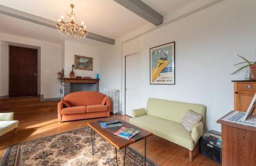 Lagarde Bed & Breakfast | Chambres D'hôtes Maison Galouÿe