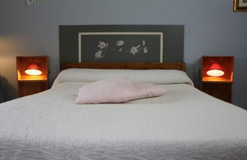 Vignonet Bed & Breakfast | Chambres et Gîte Peyroutas "Amélie" à Vignonet St Emilion