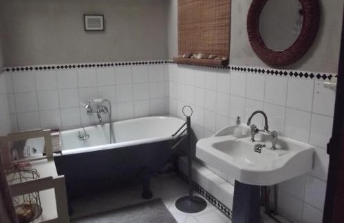Mormoiron House | Chambres et table d'hôtes Au Brabo