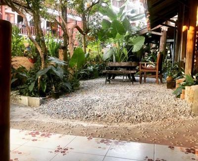Vang Vieng Hotel | Champalao The Villa