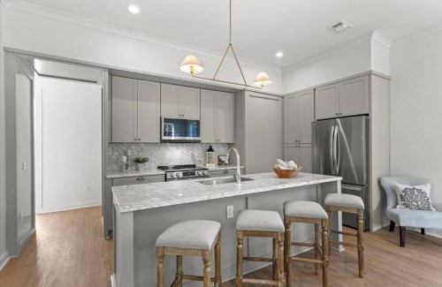 Pass Christian Apartment | Chandeleur Town Home