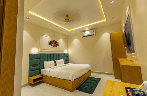 Vrindavan Resort | Chandrika Green Resort