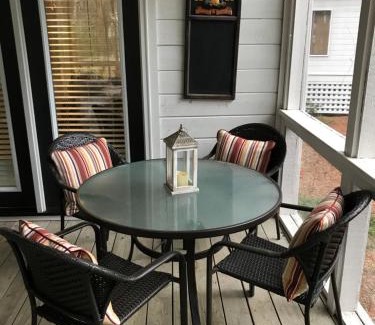 Oak Grove Apartment | Change in Attitude - 2BR Condo Golfin’, Fishin’, Beachin’ Everyday