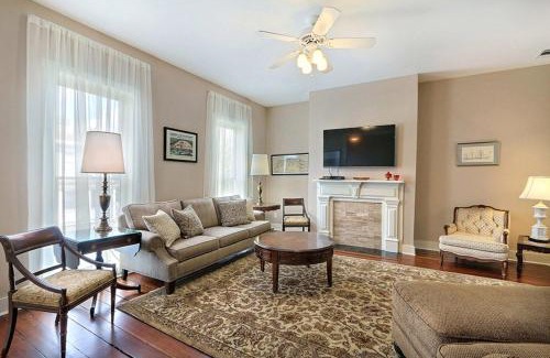 Savannah Victorian District House | Change of Place Estate