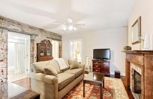 Savannah Victorian District Apartment | Change of Place Garden Level