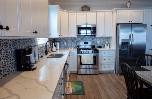 Prudenville House | Changes in Latitude: Fall in Love with Houghton Lake – Nature at Its Finest!